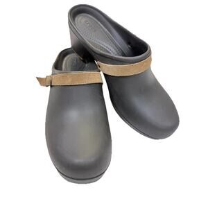 Crocs Sarah Mule Clog Shoes Women’s Sz 11 Brown Comfort Slip On Heels